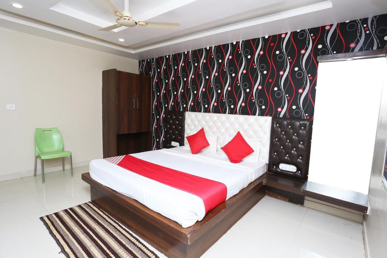 Oyo Flagship 43897 Redstone Hotel Gwalior Exterior foto